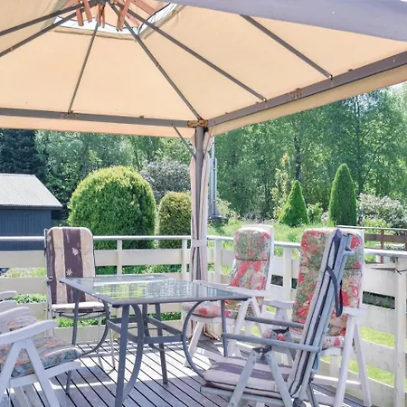 Holiday home Five-bedroom Holiday In Tysnes